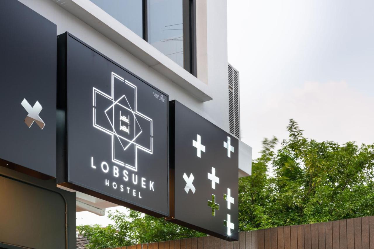 Lobsuek Hostel Бангкок Экстерьер фото